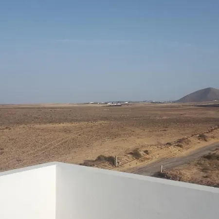 Lanzarotearena * 蒂纳霍